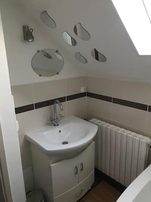 Maison Avec Jacuzzi Privatif Cambrai Exterior photo